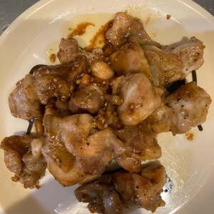 鶏もも肉の胡麻醤油ソテー